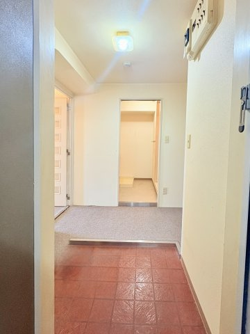 ユニライフ浜松II　中央区西浅田1丁目の玄関|シンプルで無駄のない玄関です。