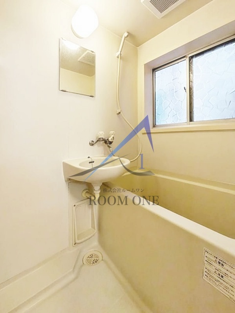 ポルテ目黒(旧西川ハイツ)の浴室|お風呂です。