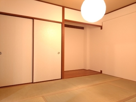苦楽園アーバンライフ1号棟の和室