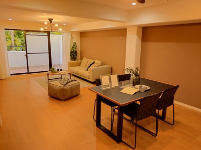 【居間・リビング】 | 苦楽園アーバンライフ1号棟