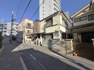 【外観】 | 2025年12月12日撮影
現在古家有り。