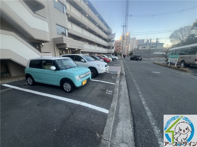 サングレイス西明石の駐車場