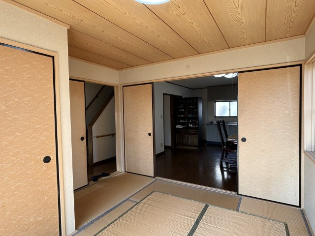 阿南市横見町高川原中古戸建ての和室