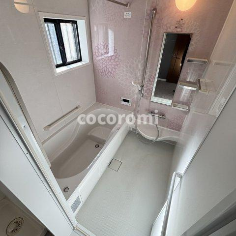 村野本町車庫付戸建の浴室