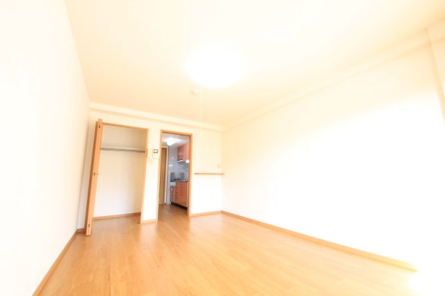 セレノ・カーサの洋室|※類似部屋