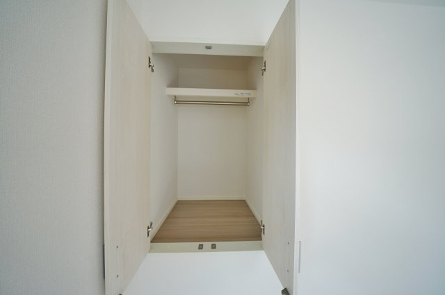 【横浜市保土ケ谷区上菅田町1627-7新築戸建て】★仲介手数料無料★（新井小学校・上菅田中学校）の収納