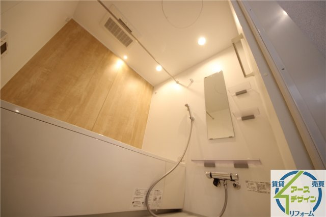 リバーサイド魚住の浴室