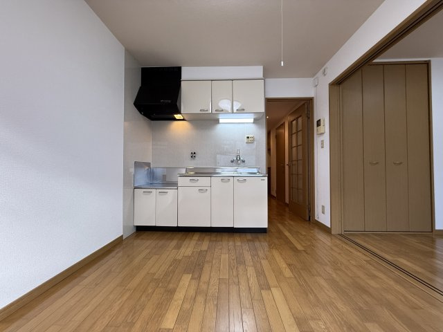 ガーデンハイツ刀根山の居間・リビング