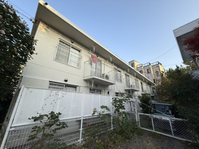 ガーデンハイツ刀根山の外観