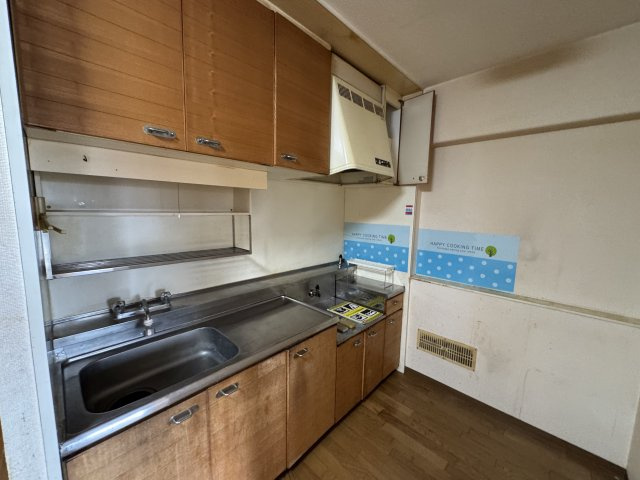 －三丁目不動産-　本庄スカイハイツB棟4階　EV付　内工事のキッチン