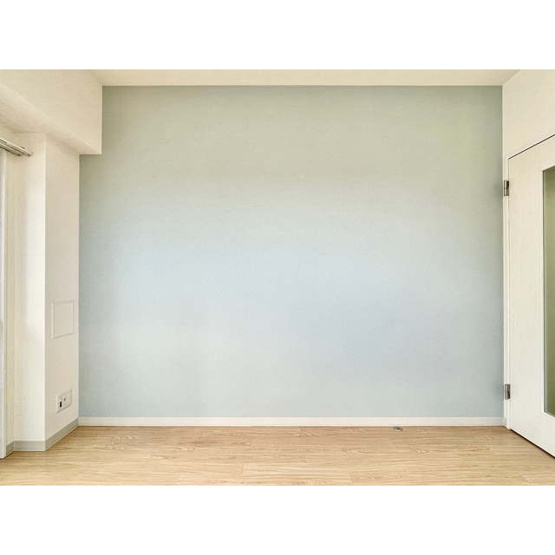 【居間・リビング】 | ラ・フォルテ鵠 | ☆洋室カラー壁紙