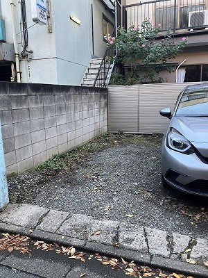 横須賀荘駐車場の駐車場