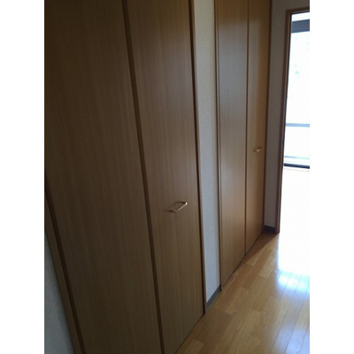 【玄関】 | プリマヴェーラ問屋町 | クローゼット2つ