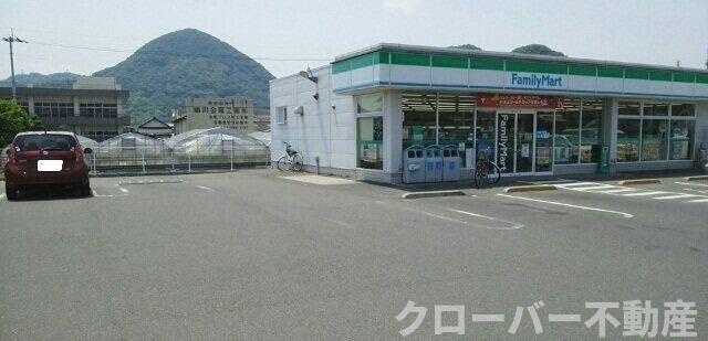 グラン　シャリオ　Ｂの周辺|ファミリーマートさんまで550m