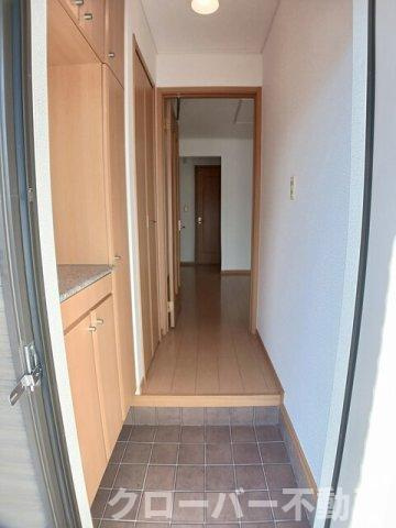 グラン　シャリオ　Ｂの玄関