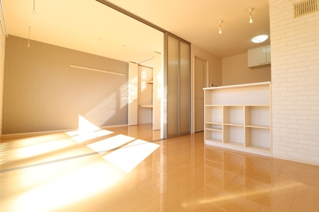 フリージアＭの内装|リビング