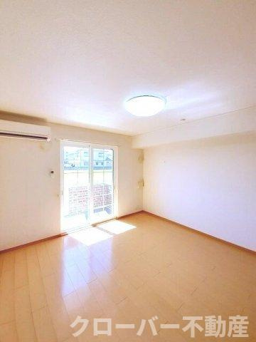 グランディス　Ｂの居間・リビング