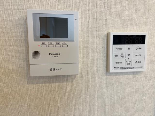 ボヌール・ハルルの内装|カメラ付インターホン