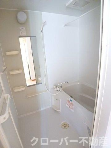 グレイスフルＢの浴室