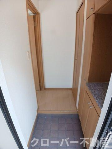 スワン　ＫＩＴＡＭＵＲＡ　Ｃの玄関