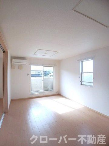 ベル・メゾン鶴市Ａの居間・リビング