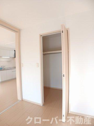 ベル・メゾン鶴市Ａの収納