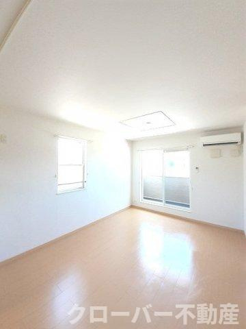 ベル・メゾン鶴市Ａの居間・リビング