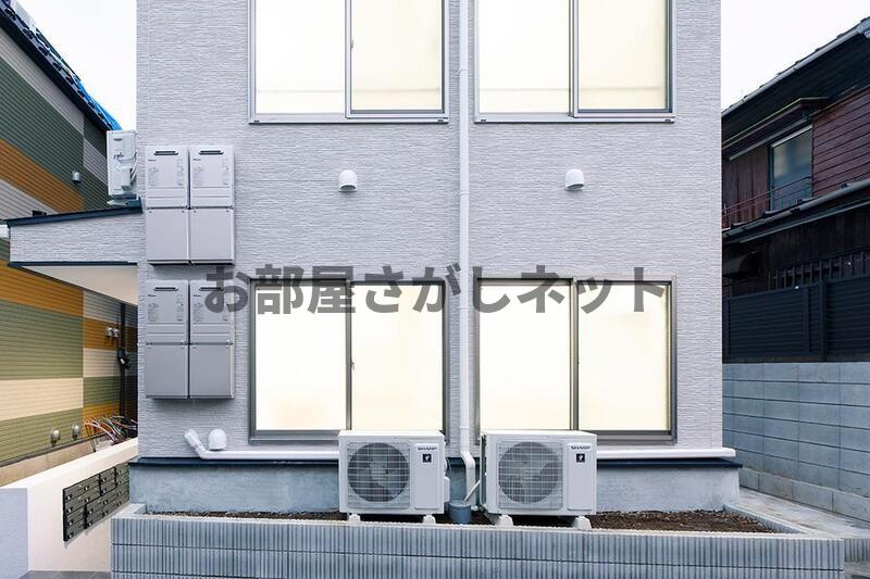 One CUBE夏目坂のエントランス