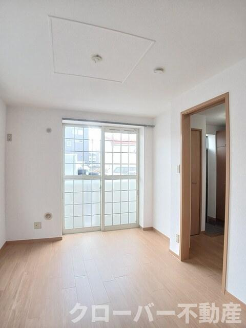 リーヴメゾン北館　Ｄの居間・リビング