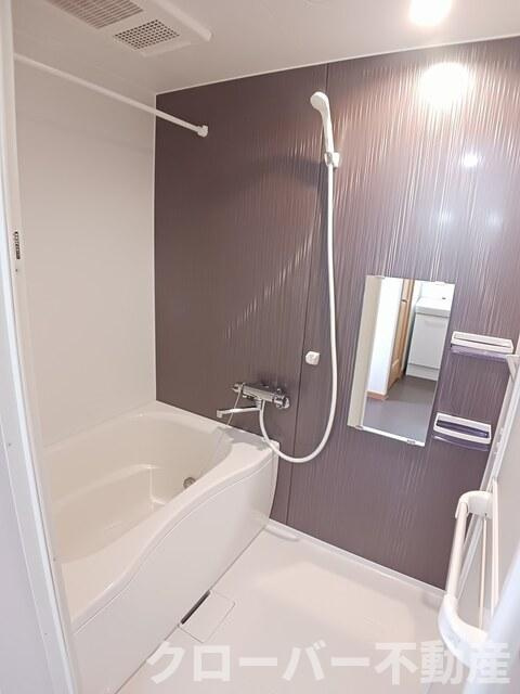 リーヴメゾン北館　Ｄの浴室