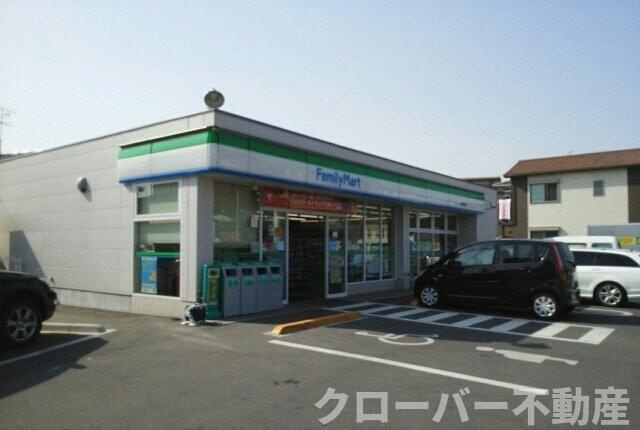 リーフグリーン　ハイツⅢの周辺|ファミリーマート鶴市明見店さんまで600m