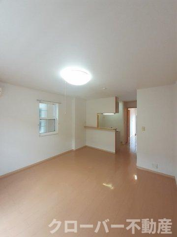 リヴァード・プレッソⅡの居間・リビング