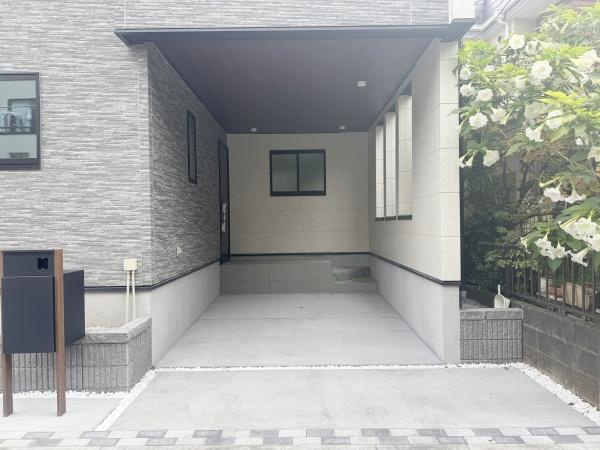 世田谷区砧１丁目の新築一戸建の駐車場|車1台駐車可能です