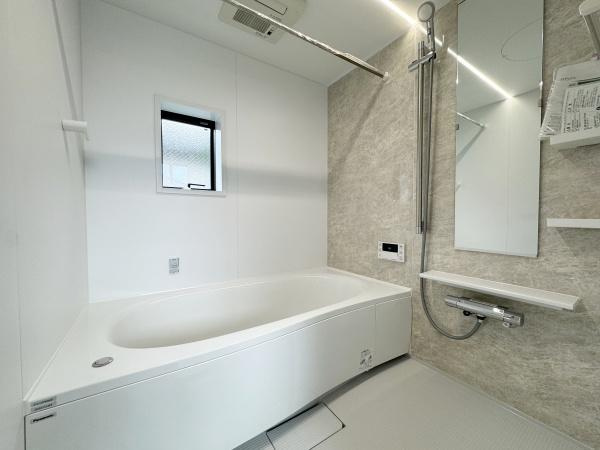 世田谷区砧１丁目の新築一戸建の浴室|ゆったりとお過ごしいただけるバスルームです。心と身体の疲れを癒してくれる安らぎの空間♪