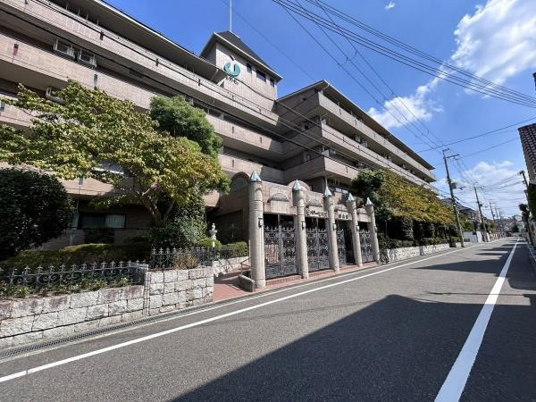 【外観】 | ビバリーヒルズ鶴山台　中古マンション