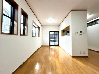 【居間・リビング】