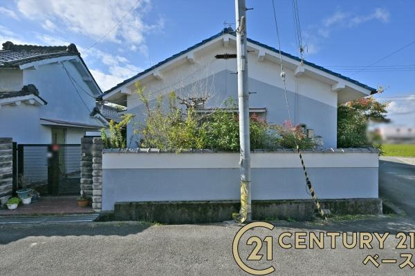大和高田市藤森　一戸建の前面道路含む現地写真|■現地撮影写真■周辺には溜池がありカメがこちらを見ていることがあります。