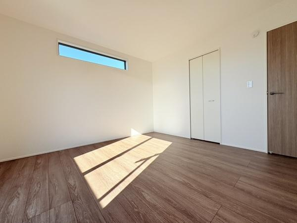 鎌倉市手広６丁目の新築一戸建の洋室