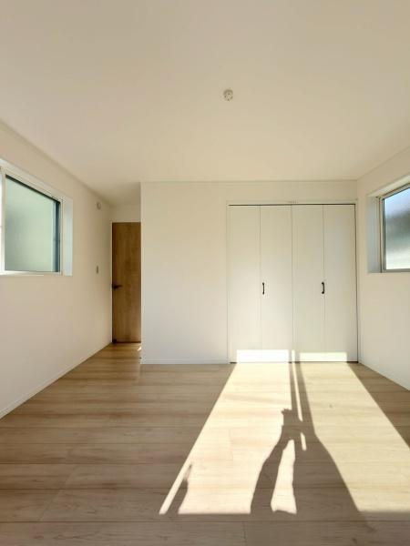 横浜市保土ケ谷区境木本町の新築一戸建の洋室