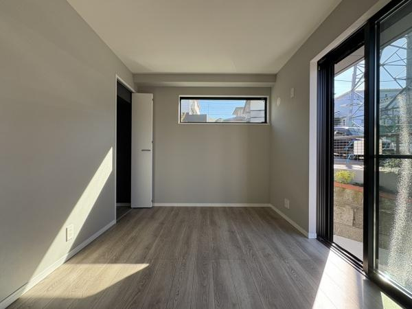 横浜市旭区鶴ケ峰本町２丁目の新築一戸建の寝室