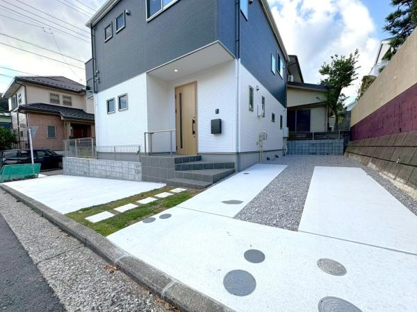 横浜市金沢区高舟台２丁目の新築一戸建の駐車場