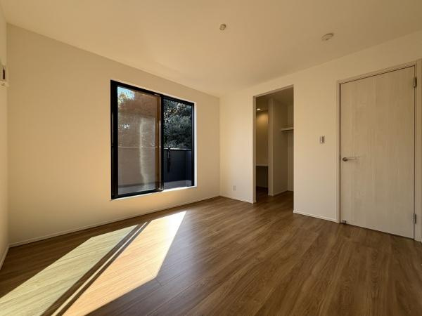 横浜市鶴見区梶山１丁目の新築一戸建の寝室