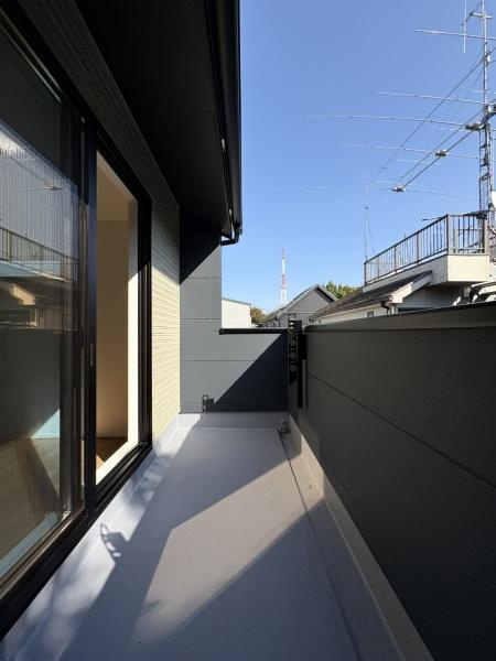 横浜市鶴見区梶山１丁目の新築一戸建のバルコニー