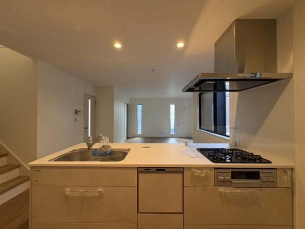 横浜市鶴見区梶山１丁目の新築一戸建のキッチン