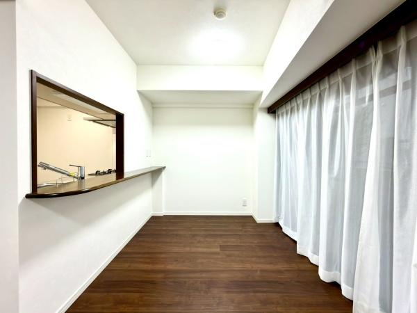 ナイスアーバン新川崎ステイツの居間・リビング|ダイニングのみの撮影です。テーブルを置いても余裕が有りそうです。