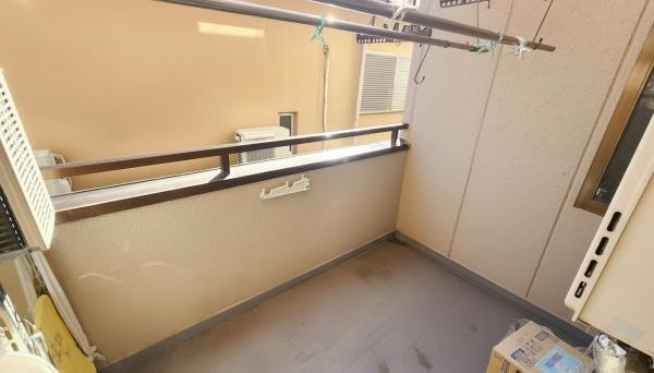 【バルコニー】