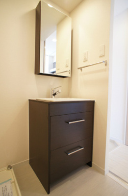 【独立洗面台】 | リブリ・Monter loger