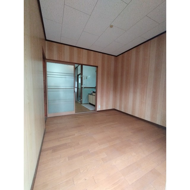 水海道3丁目7番24号長屋住宅の居間・リビング|洋室Ⅰ