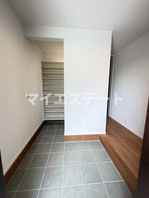 【玄関】 | 松崎町戸建て