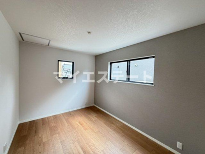 【洋室】 | 松崎町戸建て